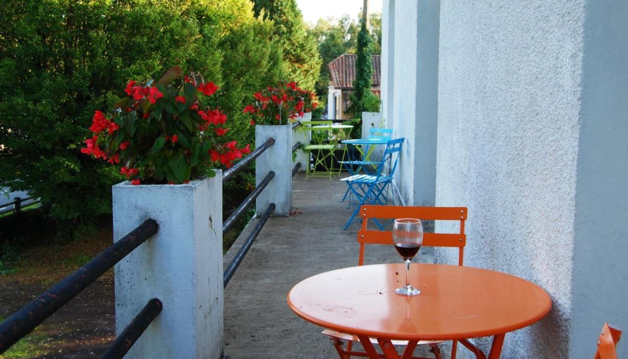 White Grape Inn Piégut-Pluviers エクステリア 写真